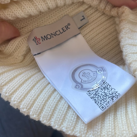 Moncler White Pom-Pom Beanie - Picture 2 of 3